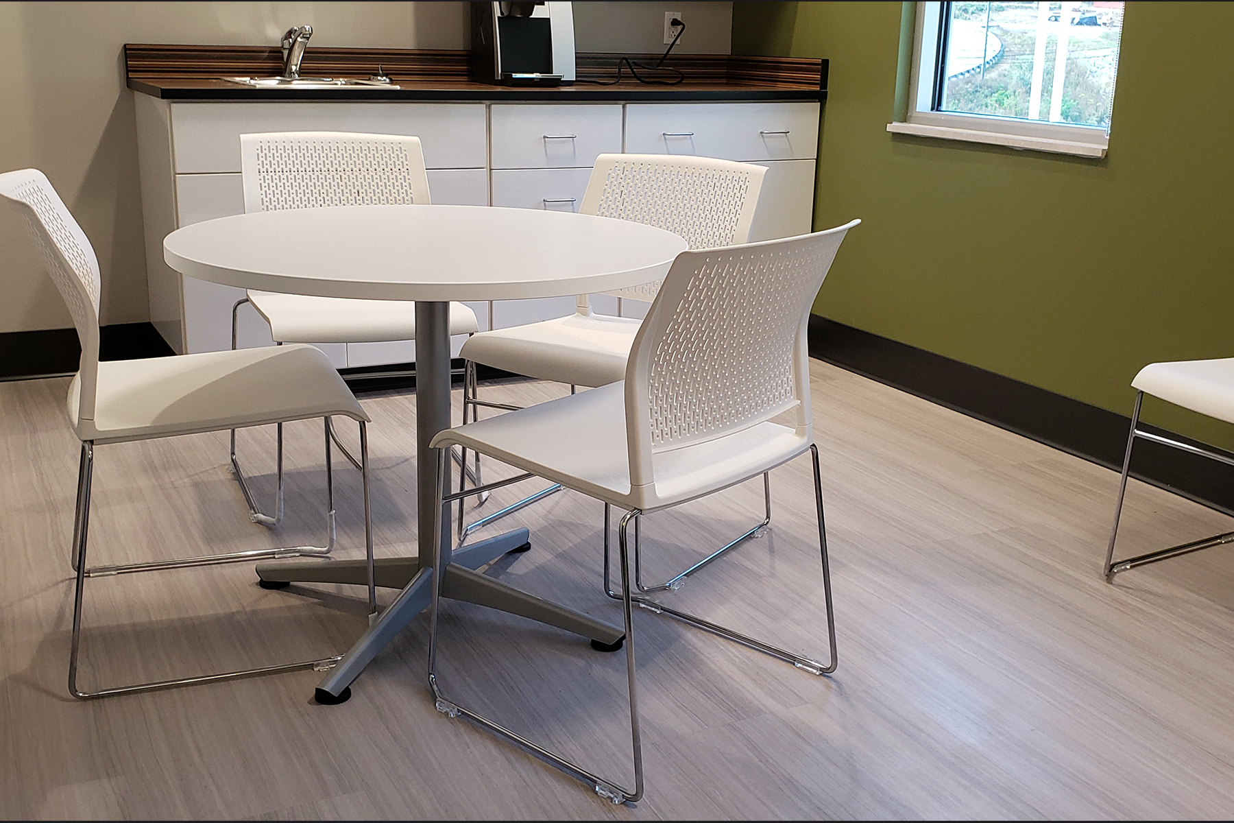 Kimball® Dock™ Table with Poly™ Chairs